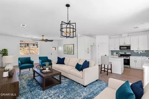 Living - 22509 Mccarthy Dr, Tehachapi, CA 93561 photo 1 of 1