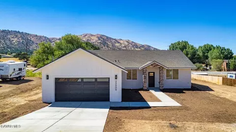 22509 Mccarthy Dr, Tehachapi, CA 93561