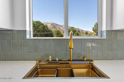 Kitchen - 22509 Mccarthy Dr, Tehachapi, CA 93561 photo 1 of 1
