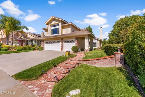 28344 Maxine Ln, Santa Clarita, CA 91350 photo 1