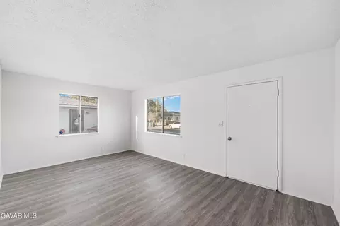Living - 44411 Kingtree Ave, Lancaster, CA 93534 photo 4 of 6