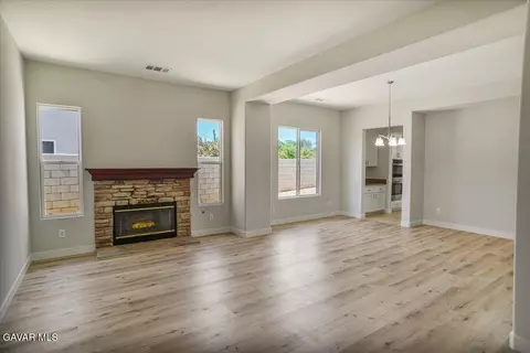 41729 Firenze St, Lancaster, CA 93536 photo 7