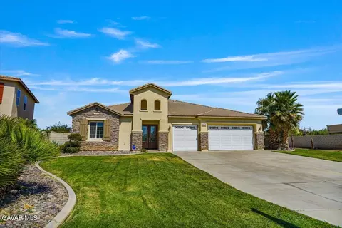 41729 Firenze St, Lancaster, CA 93536 photo 3