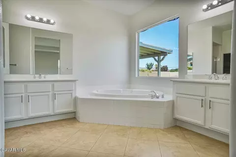 41729 Firenze St, Lancaster, CA 93536 photo 16