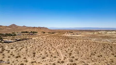 2 Beaudette, Rosamond, CA 93560 photo 4