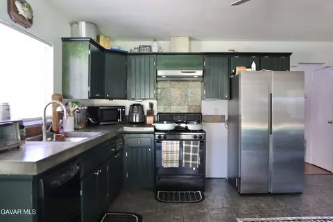1033 Caperton St, Lancaster, CA 93535 photo 7