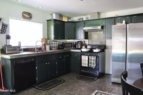 1033 Caperton St, Lancaster, CA 93535 photo 8