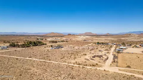 1 Stevenson St, Rosamond, CA 93560 photo 6