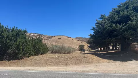 Elizabeth Lake Vic, Leona Valley, CA 93551