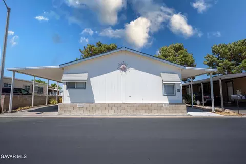 48303 20th St W #SPC 70, Lancaster, CA 93534