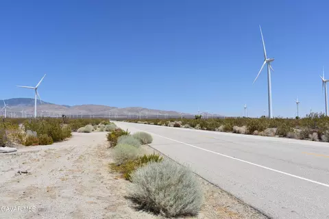 170 Th St West So Irone Ave, Rosamond, CA 93560