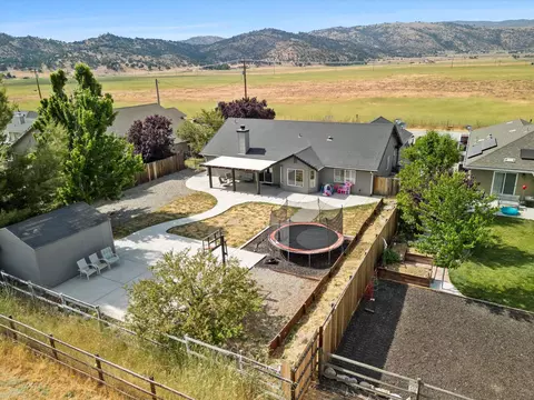 View/Area - 27800 Crofun Rd, Tehachapi, CA 93561 photo 4 of 5