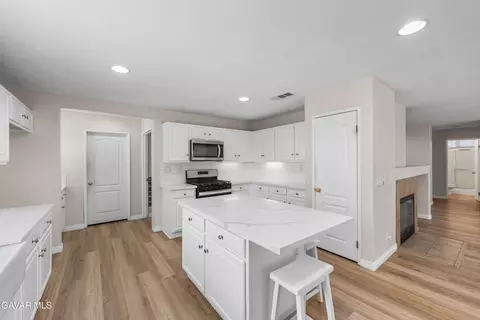 43446 Honeybee Ln, Lancaster, CA 93536 photo 13