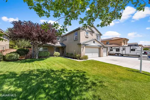 43446 Honeybee Ln, Lancaster, CA 93536 photo 2