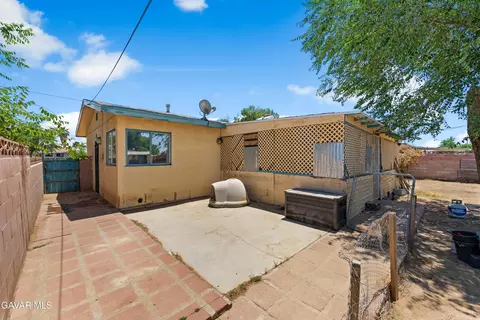 44909 Andale Ave, Lancaster, CA 93535 photo 22