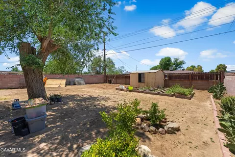 44909 Andale Ave, Lancaster, CA 93535 photo 23