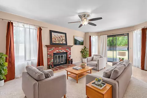 Living - 43504 Alep St, Lancaster, CA 93536 photo 2 of 2