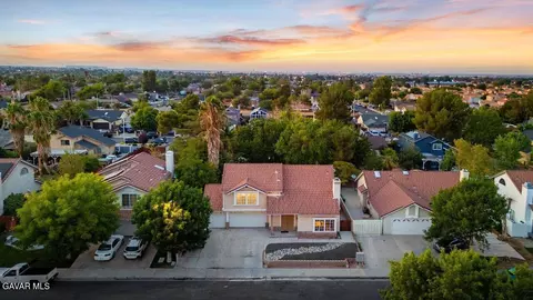 2037 Ave R 10 E, Palmdale, CA 93550