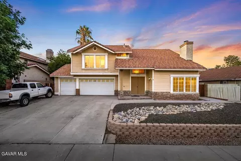 Exterior - 2037 Ave R 10 E, Palmdale, CA 93550 photo 1 of 7