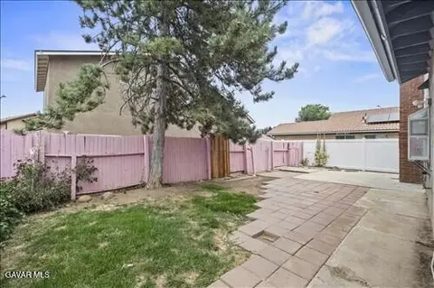Exterior - 1134 Elm St, Tehachapi, CA 93561 photo 4 of 5