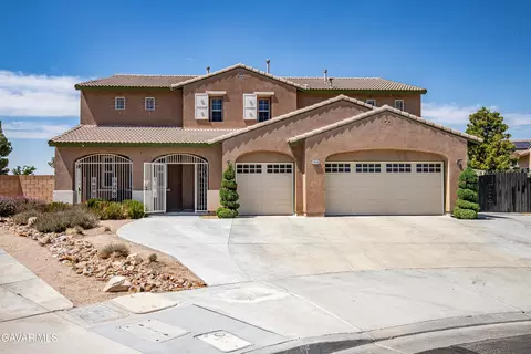 4819 Avenue J3 W, Lancaster, CA 93536