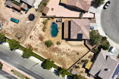 View/Area - 3017 Garnet Ln, Lancaster, CA 93535 photo 3 of 7