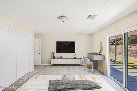 Bedroom - 2527 Ryans Pl, Lancaster, CA 93536 photo 2 of 8
