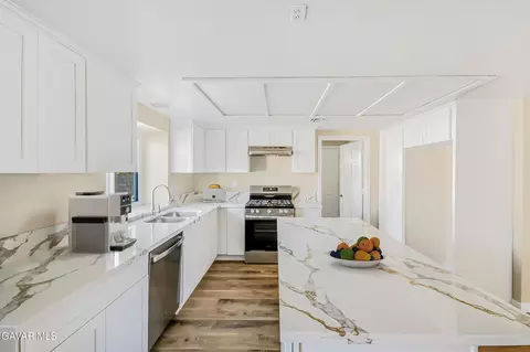 Kitchen - 2527 Ryans Pl, Lancaster, CA 93536 photo 1 of 1