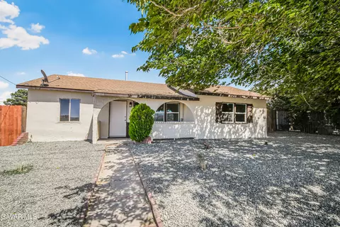 38814 Division St, Palmdale, CA 93550