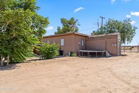 46460 140th St E, Lancaster, CA 93535