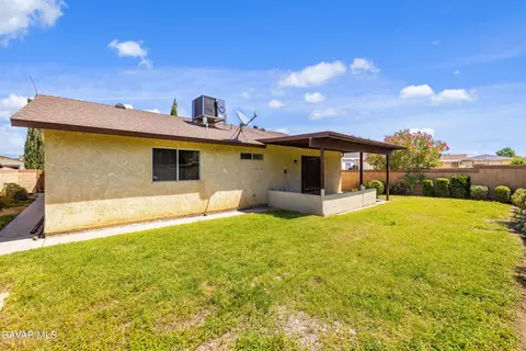 Exterior - 1024 Herzel Ave, Lancaster, CA 93535 photo 3 of 3
