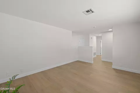 Living - 1024 Herzel Ave, Lancaster, CA 93535 photo 2 of 3