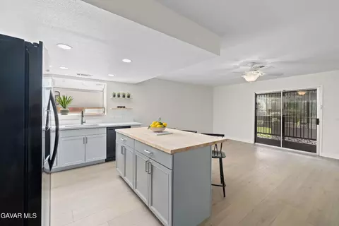 Kitchen - 1024 Herzel Ave, Lancaster, CA 93535 photo 2 of 6
