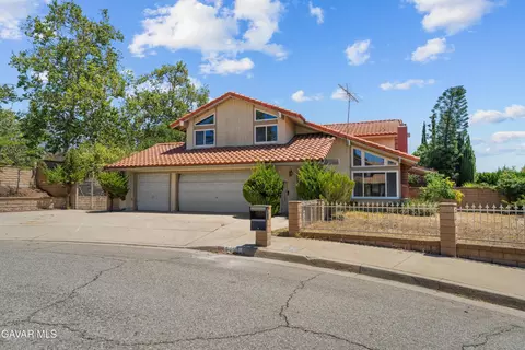 6113 Sard St, Rancho Cucamonga, CA 91701