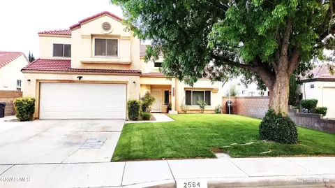 2564 Macfarlane Dr, Lancaster, CA 93536