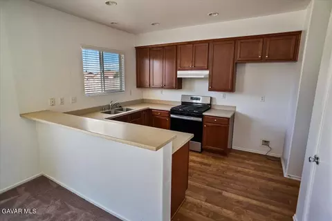 43107 57th St W, Lancaster, CA 93536 photo 4