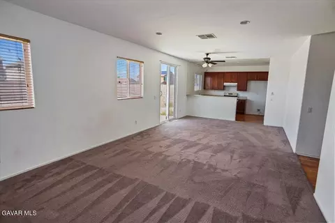 43107 57th St W, Lancaster, CA 93536 photo 3