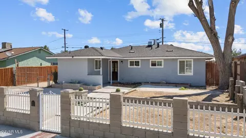 38500 36th St E, Palmdale, CA 93550 photo 5