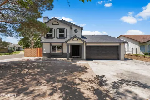 45119 Watford Ave, Lancaster, CA 93535