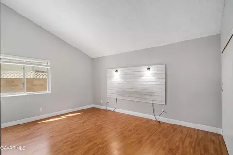 Living - 44220 Fig Ave, Lancaster, CA 93534 photo 7 of 7