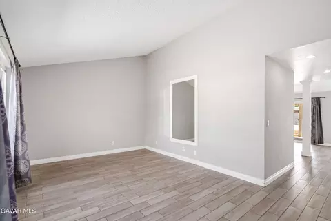 Living - 44220 Fig Ave, Lancaster, CA 93534 photo 1 of 7