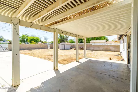 Exterior - 44220 Fig Ave, Lancaster, CA 93534 photo 3 of 7