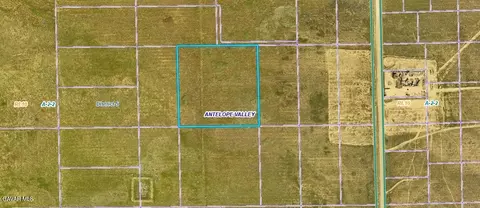 113 Th St W, Lancaster, CA 93536