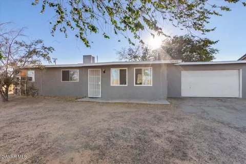 Exterior - 13549 Flint St, North Edwards, CA 93523 photo 2 of 4