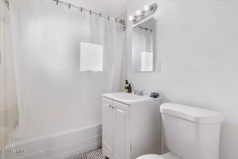 Bath - 13549 Flint St, North Edwards, CA 93523 photo 1 of 1