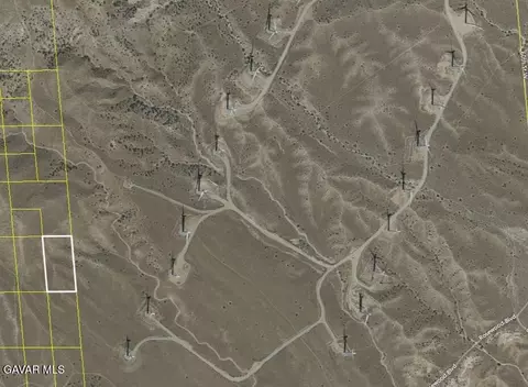 13 Tehachapi Boulevard # 12, Tehachapi, CA 93561 photo 3