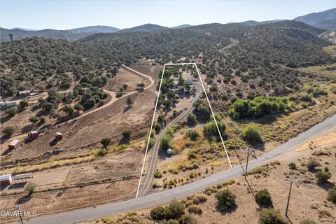 Other - 24977 Sand Canyon Rd, Tehachapi, CA 93561 photo 6 of 9