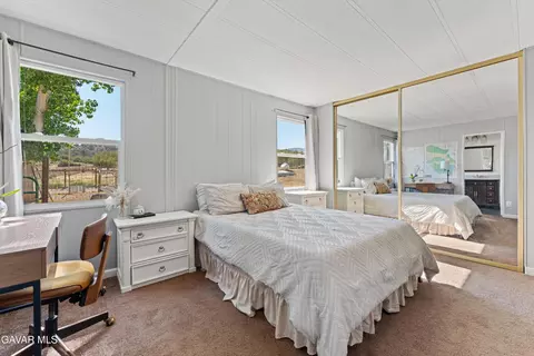 Bedroom - 24977 Sand Canyon Rd, Tehachapi, CA 93561 photo 5 of 5