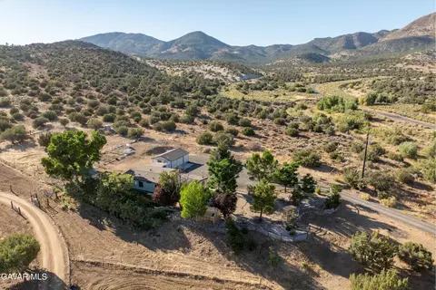 View/Area - 24977 Sand Canyon Rd, Tehachapi, CA 93561 photo 3 of 3