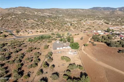 View/Area - 24977 Sand Canyon Rd, Tehachapi, CA 93561 photo 1 of 3